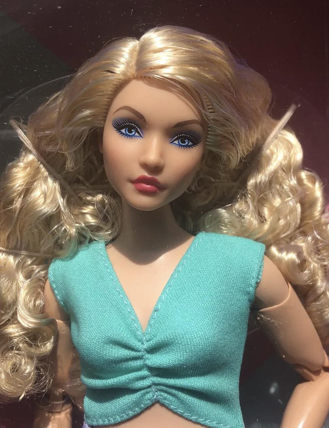 Barbie Looks 16 Curvy Blonde Made To Move Barbie Doll Doll Dealz